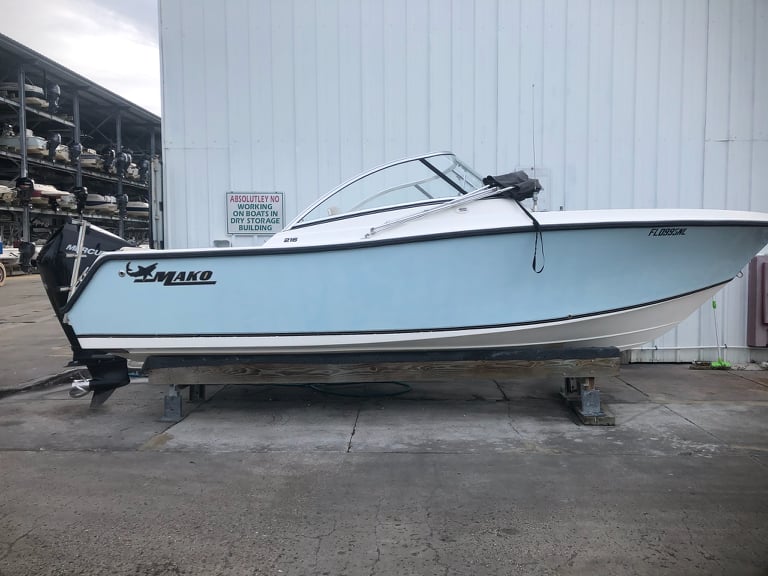 Englewood Wave's Boat and Social Club